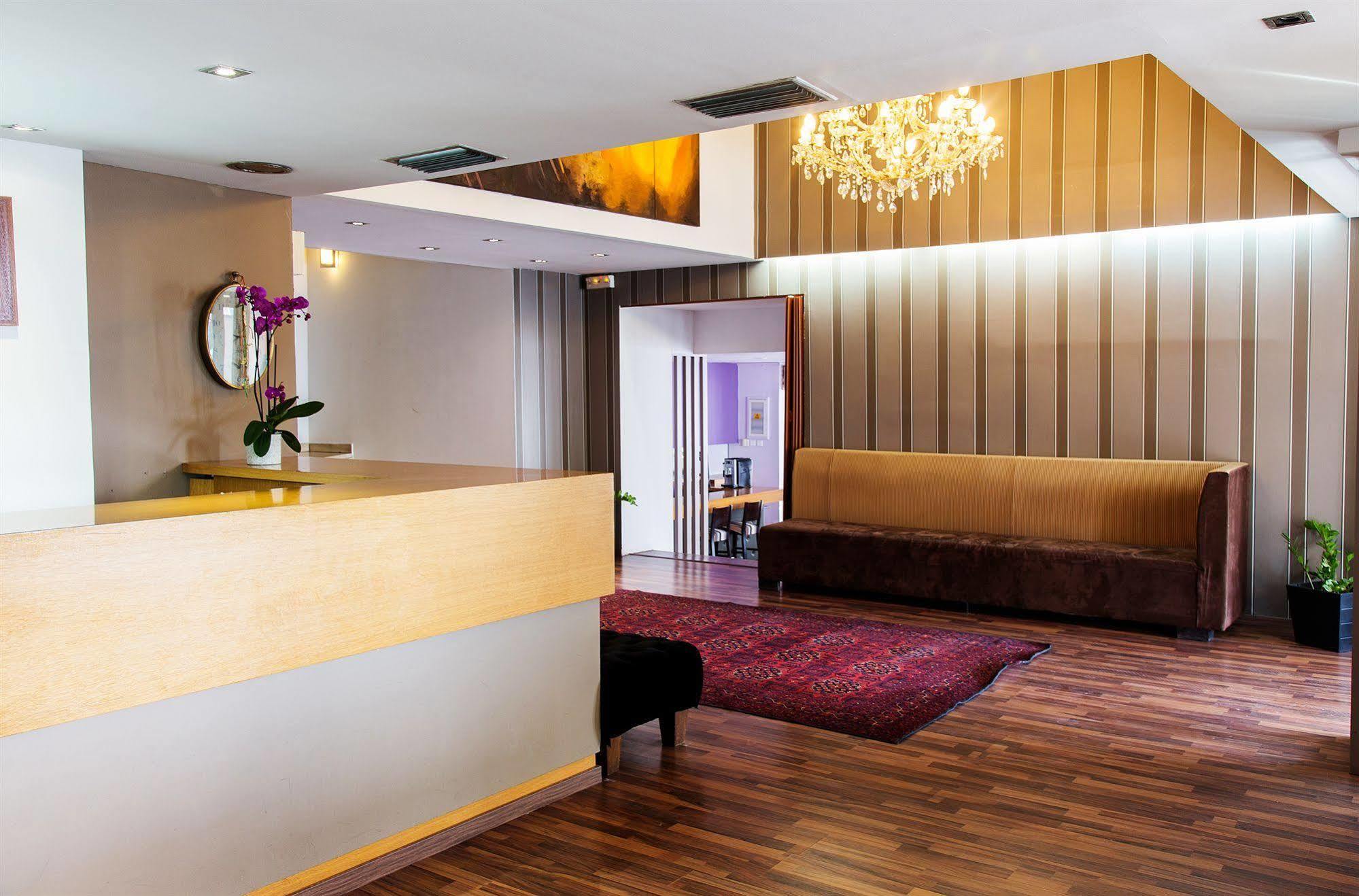 Galaxy Hotel Atena Exterior foto